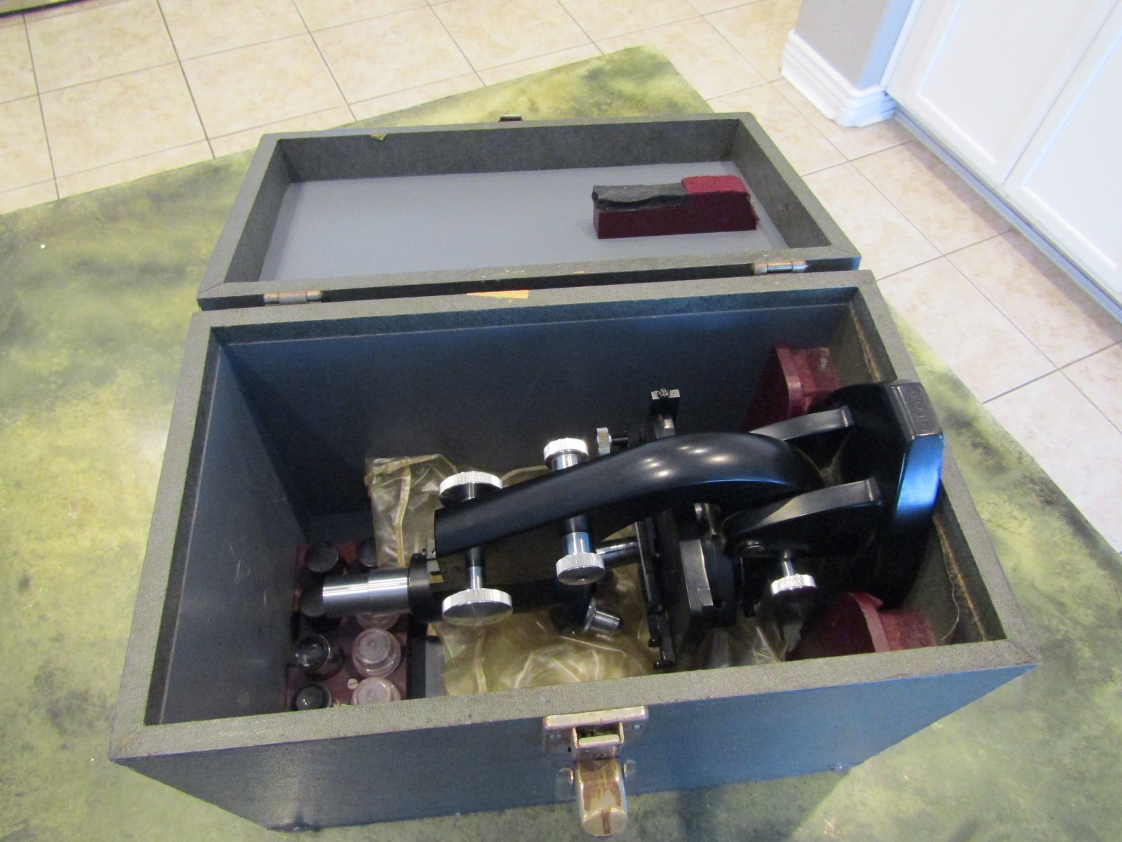 Vintage Rare AO American Optical Spencer Brite-Line Haemacytometer Microscope