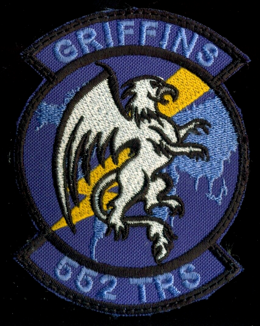 USAF 552nd TRS Training Squadron Griffins Patch KP-11