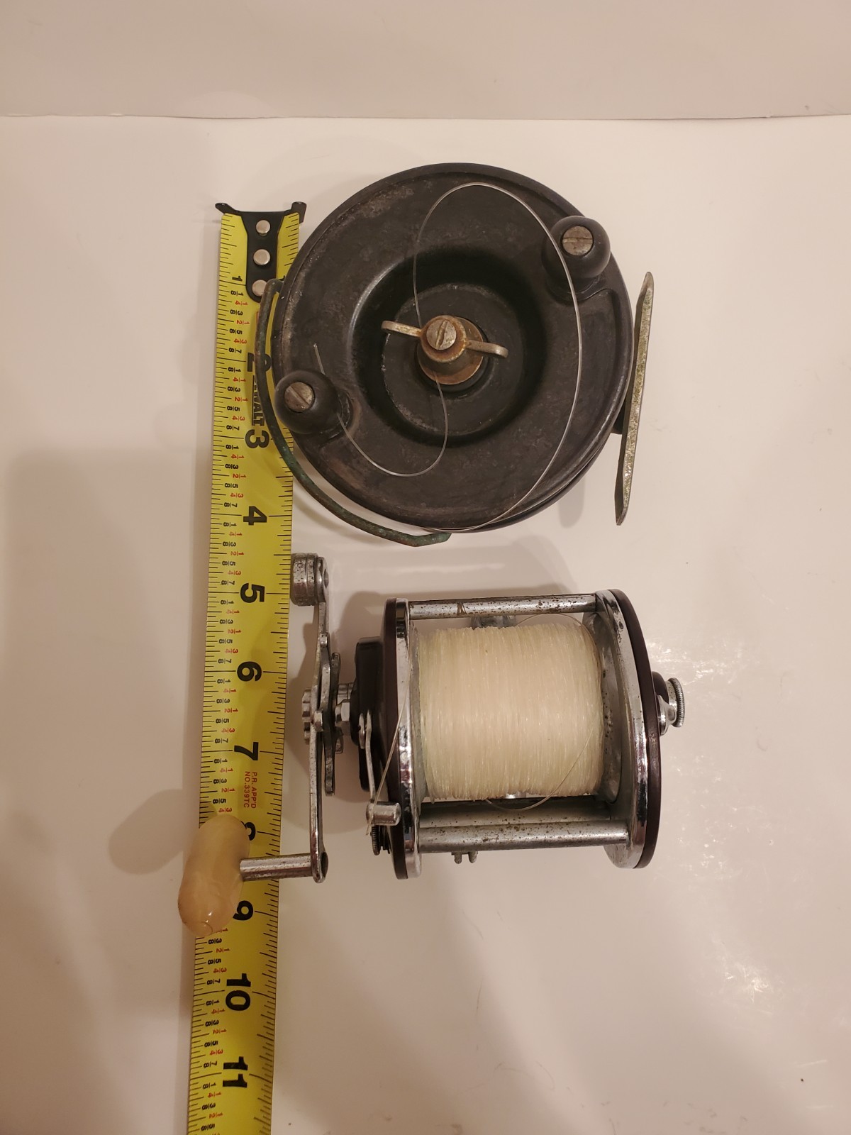 Pair PENN SALT WATER REELS - Peer 209 Allcock Aerialite Fishing REELS