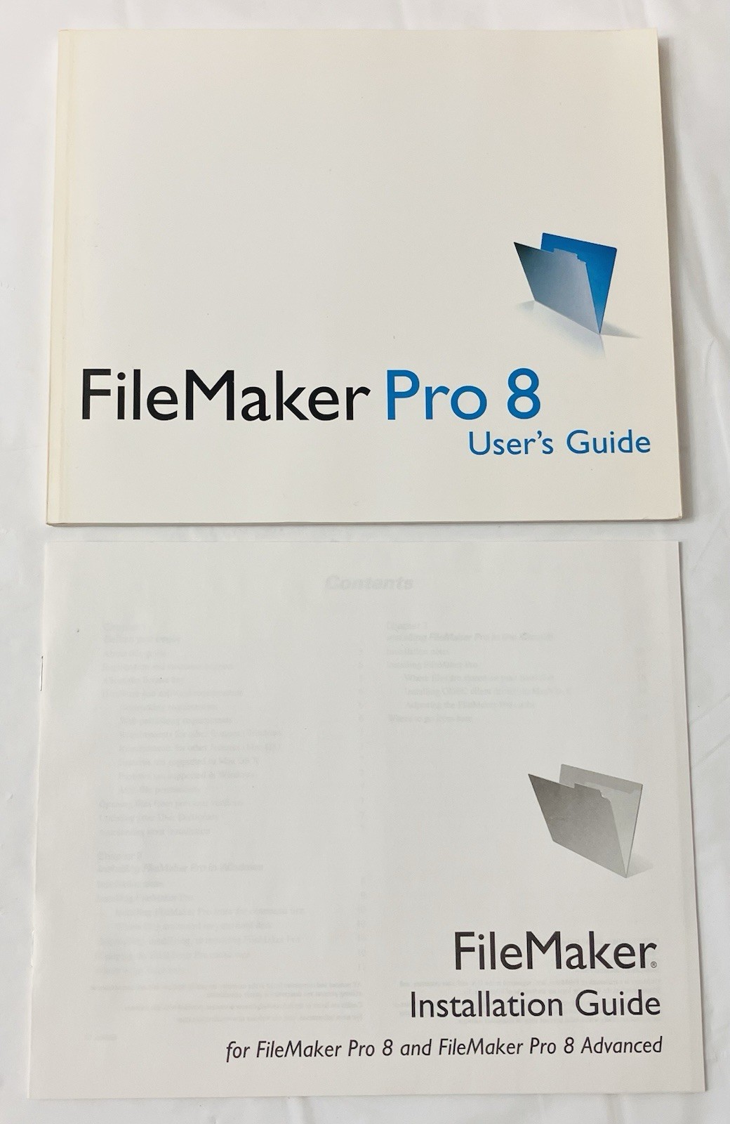 FileMaker Pro 8 Upgrade 5-License Pack Mac Windows XP Box Manuals CD Database