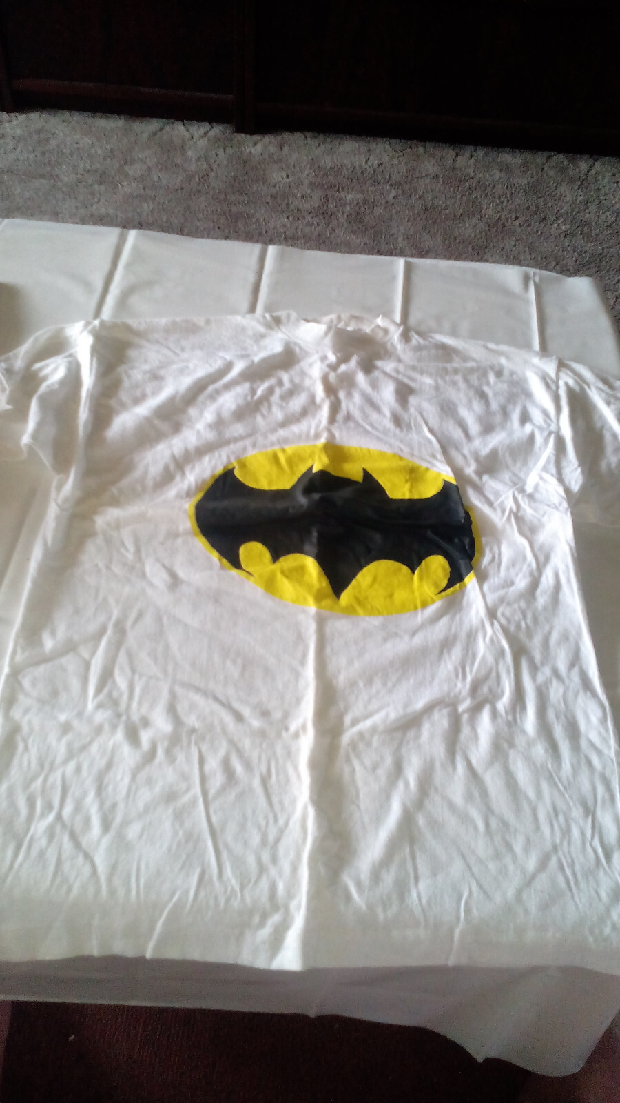Cool Batman Classic Logo T-Shirt in Size L, from 2004
