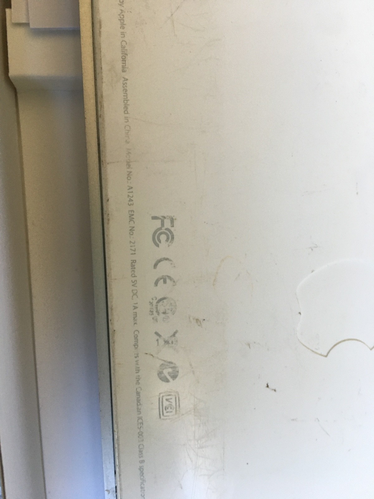 Apple White Aluminum USB Wired Keyboard A1243 / used / tested