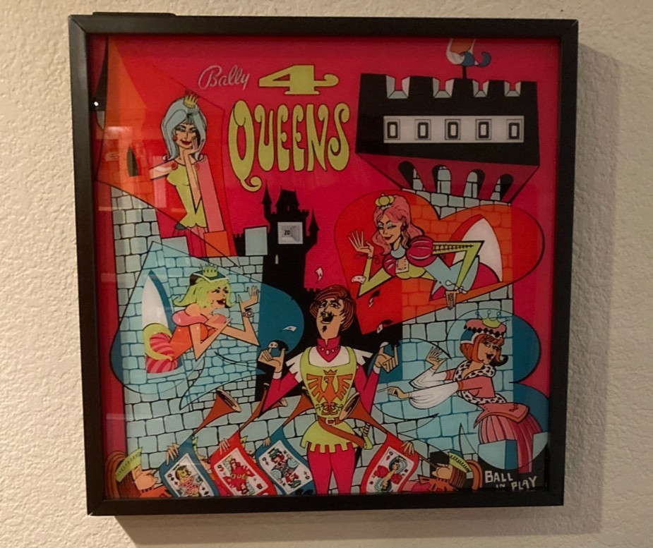 lluminated Pinball Backglass Art:  Bally - "4 Queens " - 1970