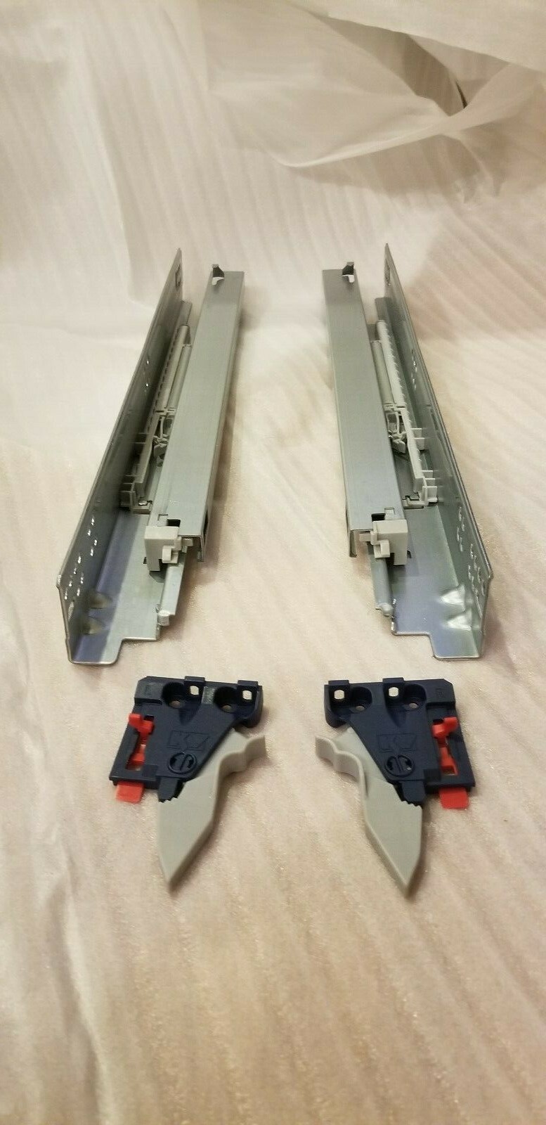 Large Quantity KV MUV SLIDE,UNDERMOUNT 18" ,SOFT CLOSE,FULL EXT,3/4 BOX & Clips