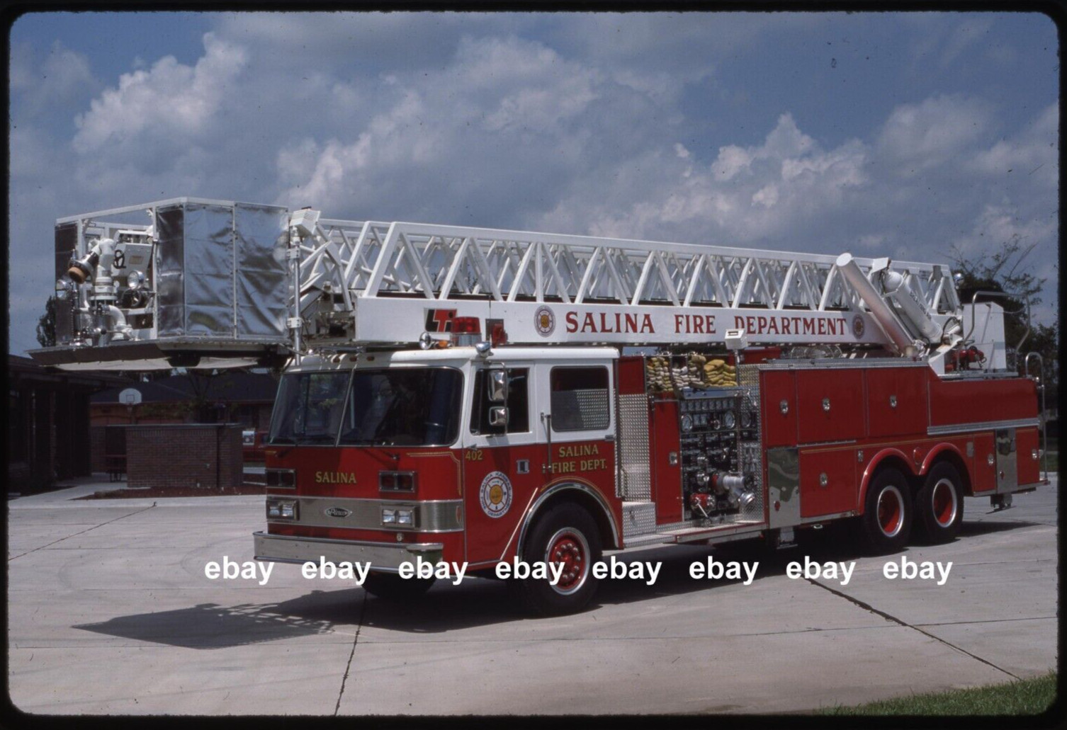 Salina KS 1984 Pierce Arrow LTI 100' Rearmount Tower Fire Apparatus Slide