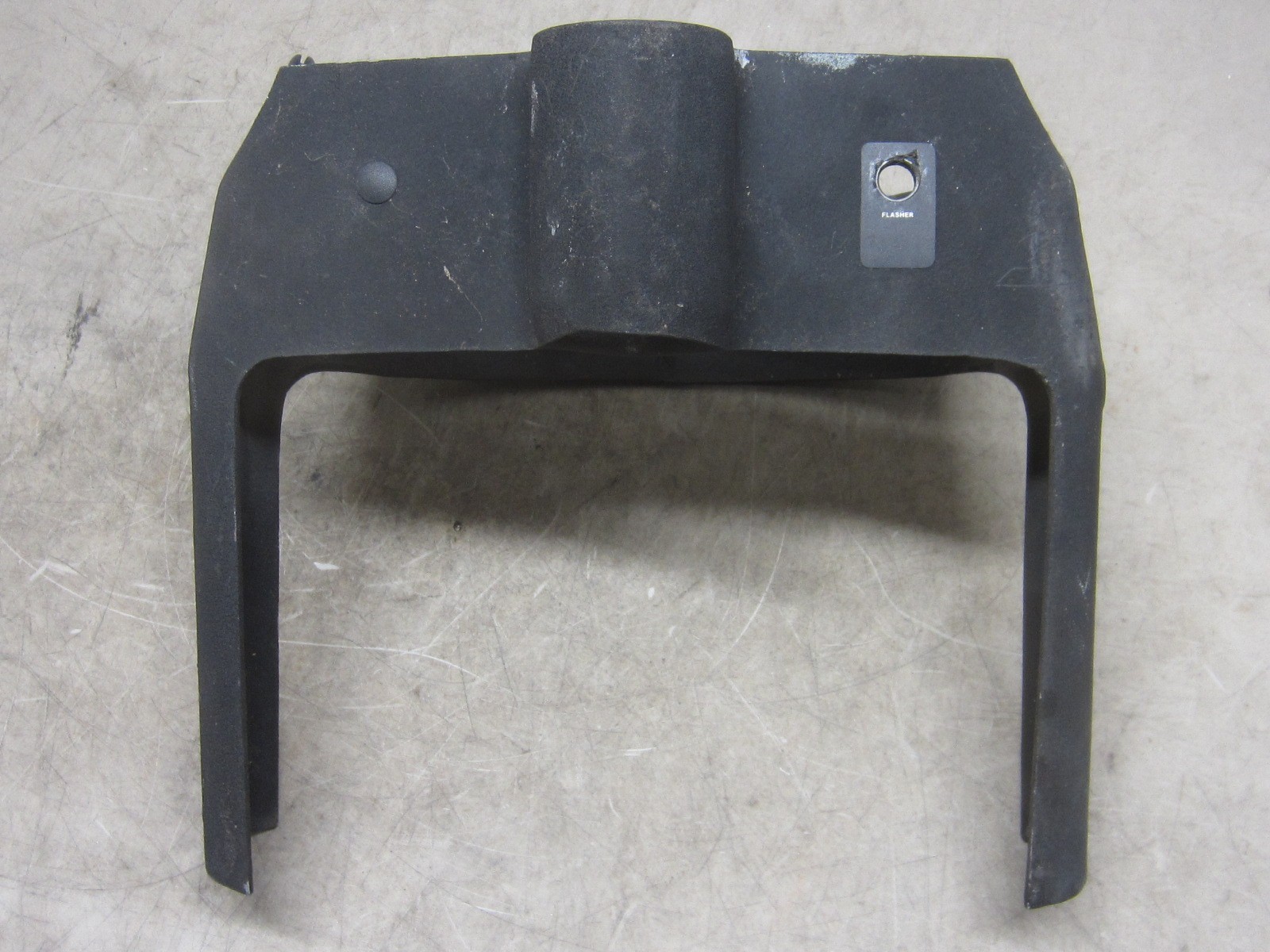 Harley '88 FLT dash panel support, 67795-85A, black, nice shape, #4462