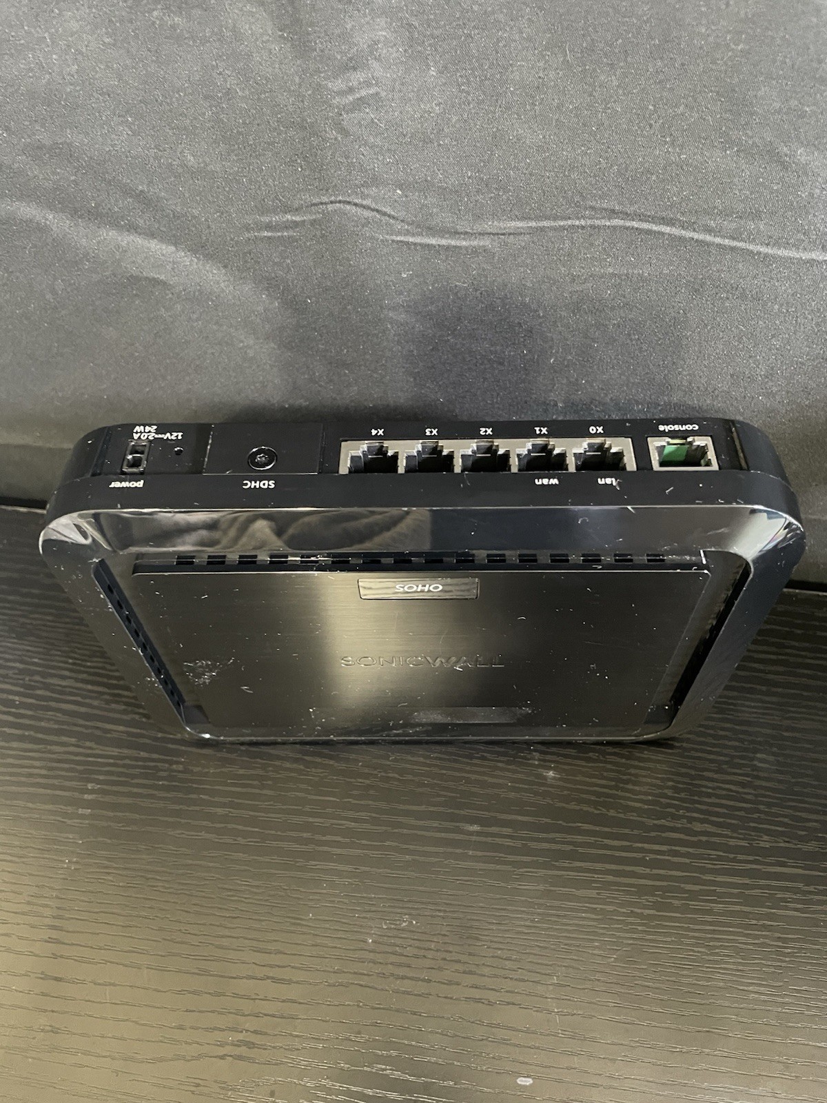 SonicWall SOHO APL31-0B9 Firewall Security Appliance Untested