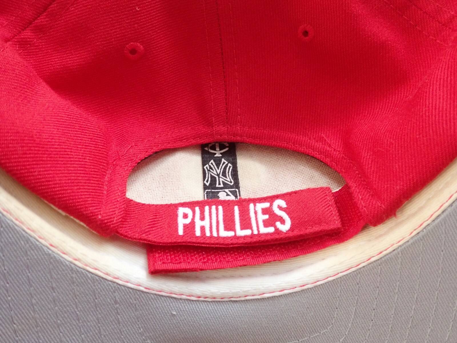 LARRY BOWA PHILLIES AUTHENTIC SIGNED NEW ERA ADJUSTABLE HAT