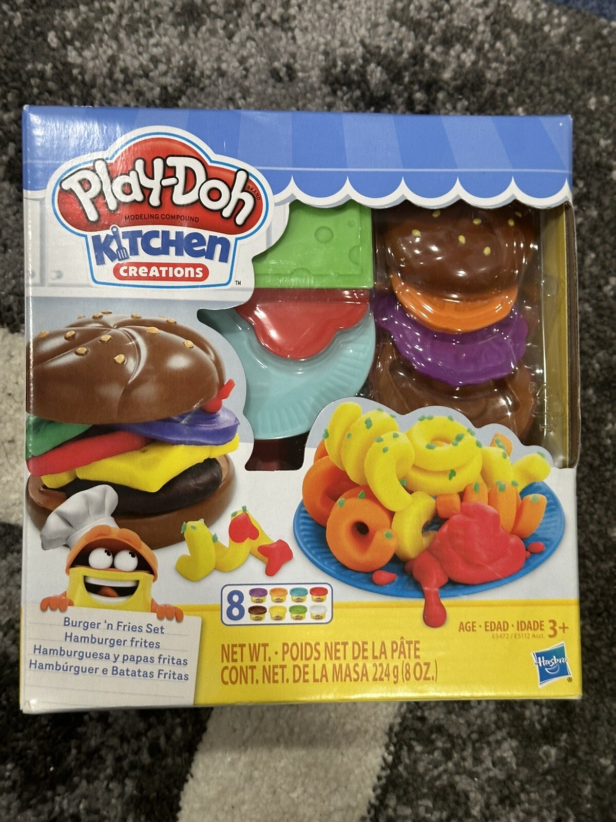 Brand New Hasbro Play Doh Modeling Compound Kitchen Creations Burger n Fries Set