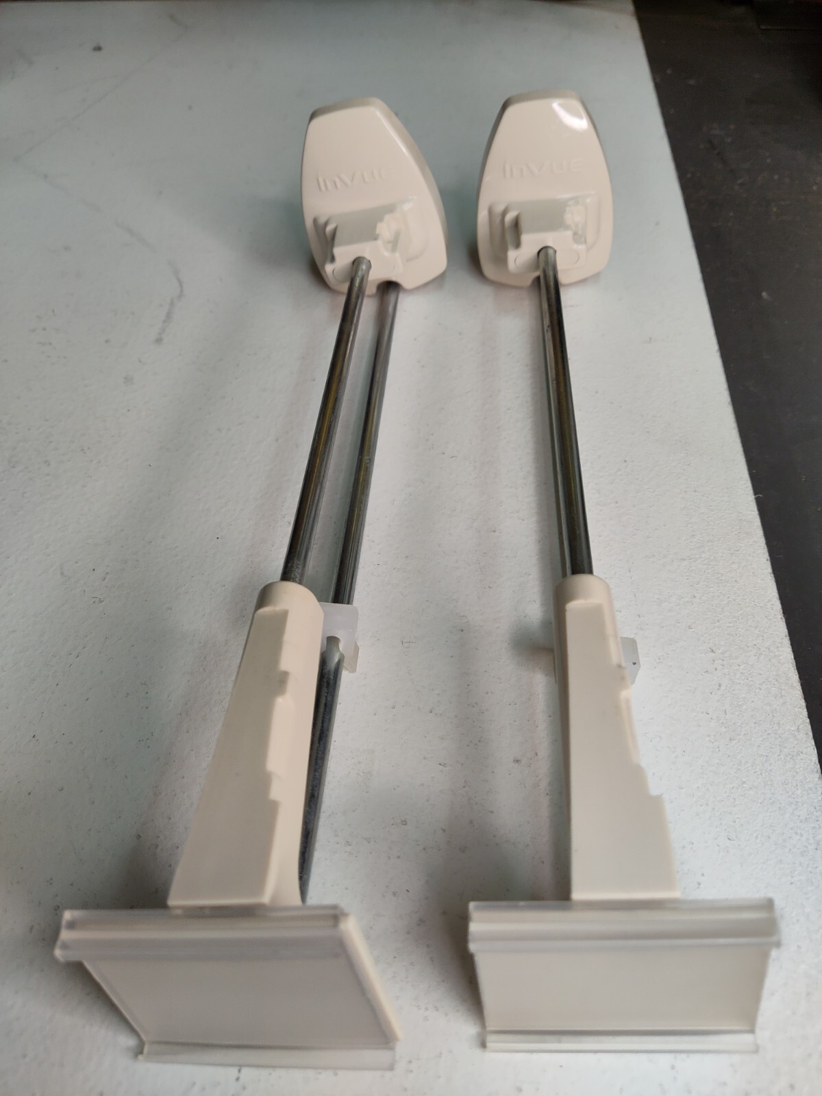 9" Alpha InVue Locking Peg Slatwall Secure Hooks Retail Security (2 Each)