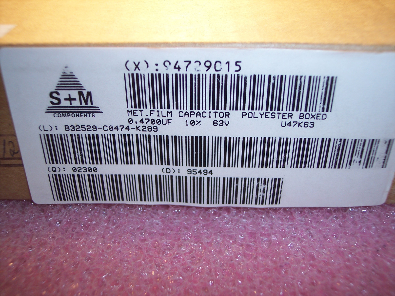 QTY (100) .47uf 63V 10% METALLIZED POLYESTER FILM CAPACITORS B32529C0474K289 S&M