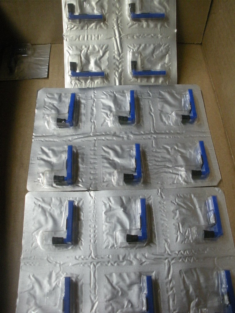 Charts- Inc disposable marker pens blue 850A-380-3  lot of 29 pcs