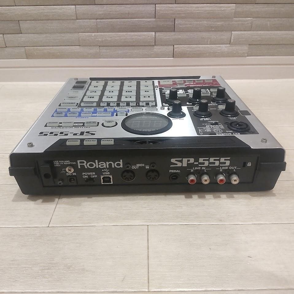 Roland SP-555 Sampling Groovebox Sampler Tested SET