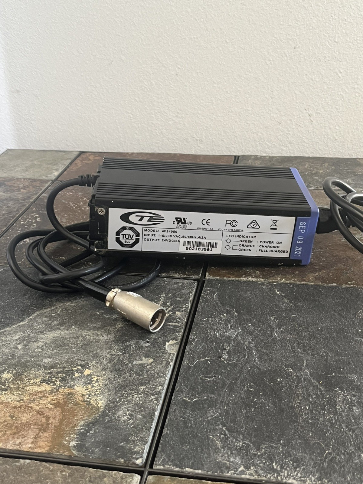 CTE 4F24050 Electric Wheelchair Battery Charger  24V 5A
