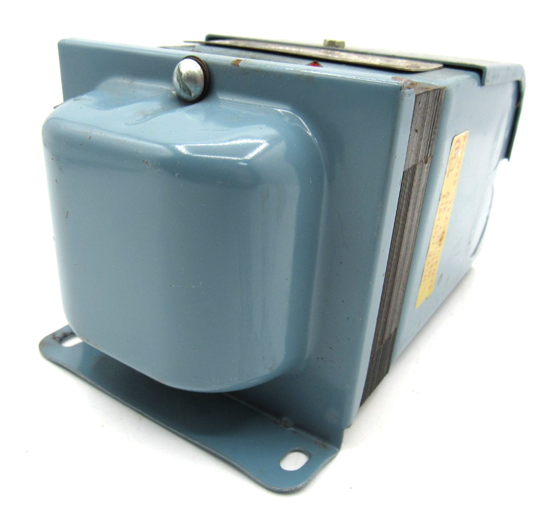 New Jefferson Electric 120/240 Powerformer 246-1211 Dry Type Transformer