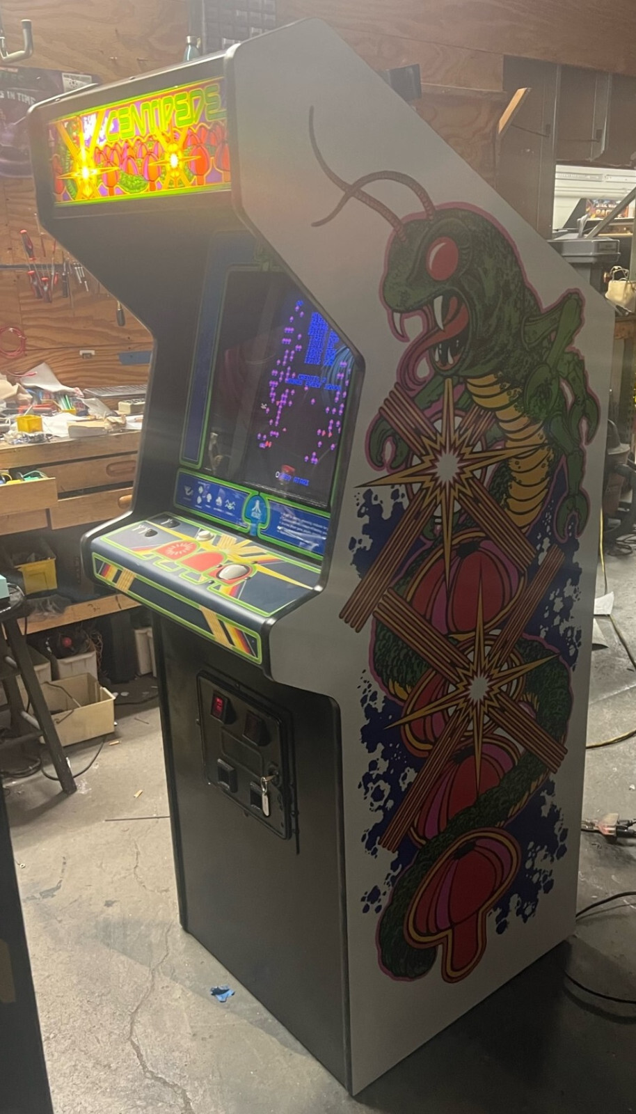 CENTIPEDE ARCADE MACHINE by ATARI (Excellent Condition) *RARE*