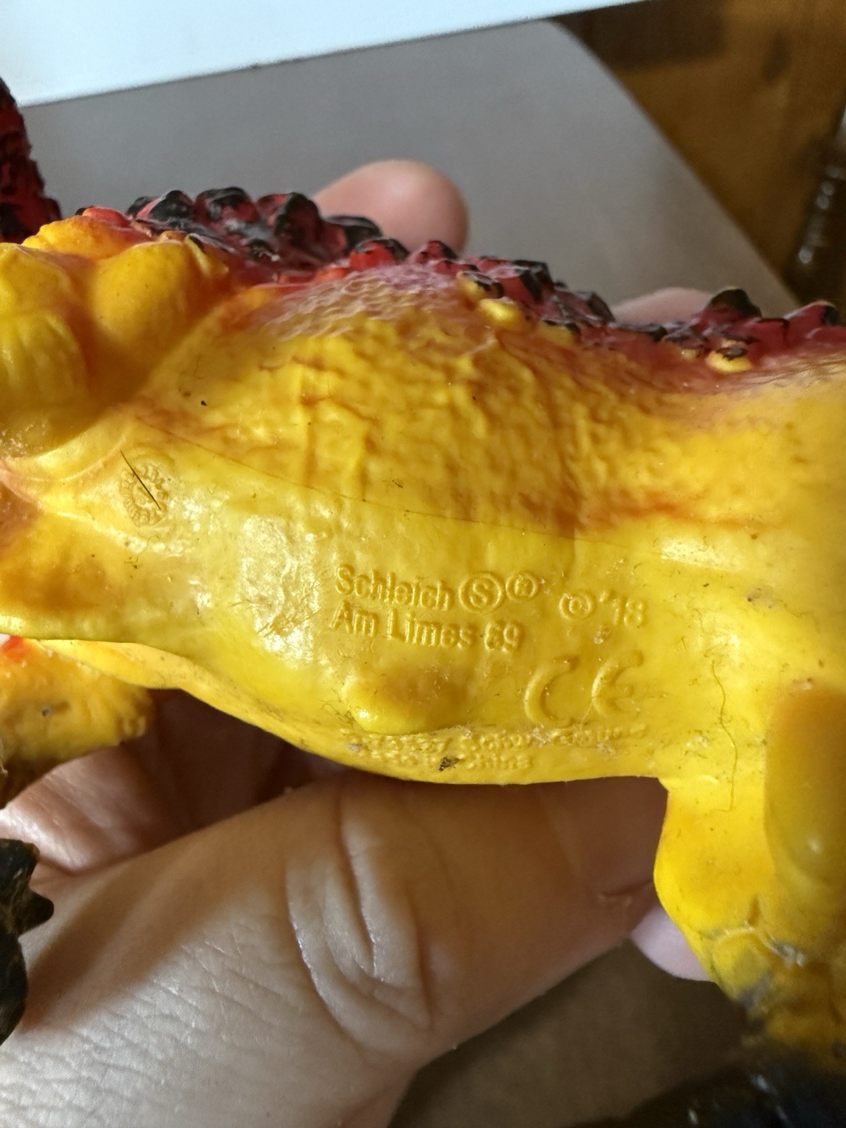 DAMAGED Schleich #42493 Eldrador Creatures FIRE BULL Figure No Tail