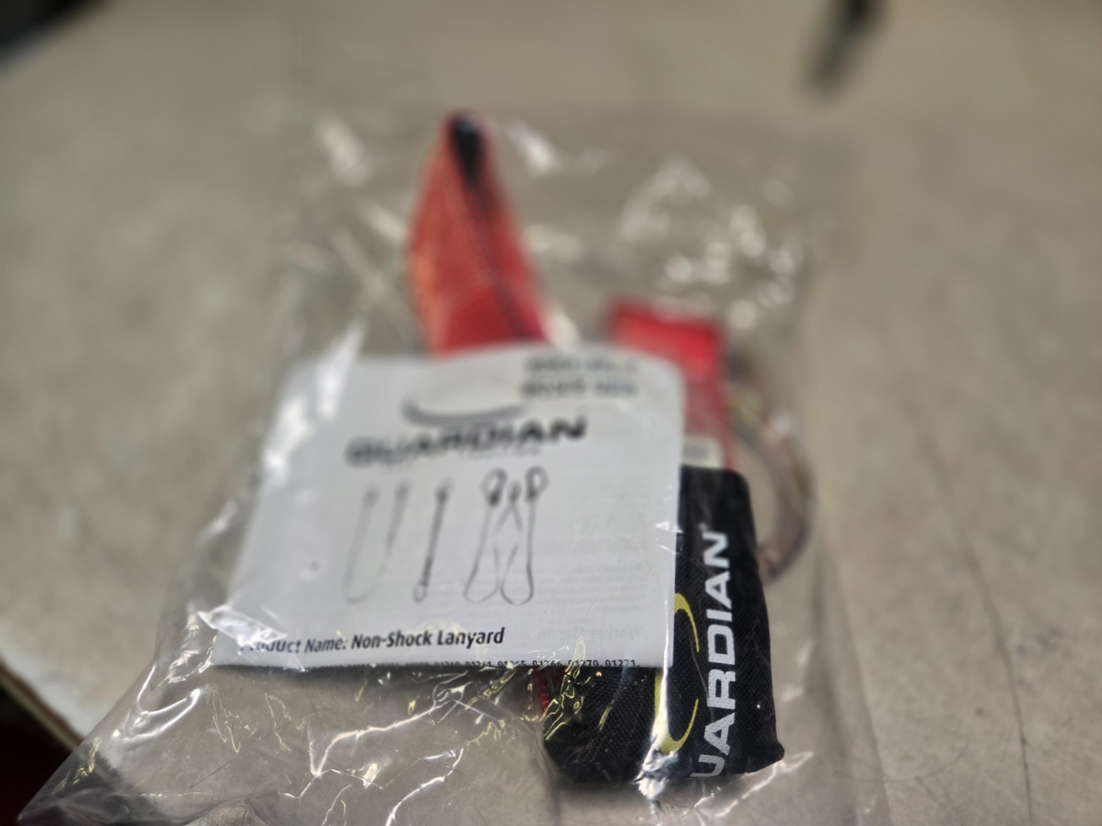 Guardian Red Single Leg Non-Shock Lanyard Extender w/ Large D-Ring LE312-18