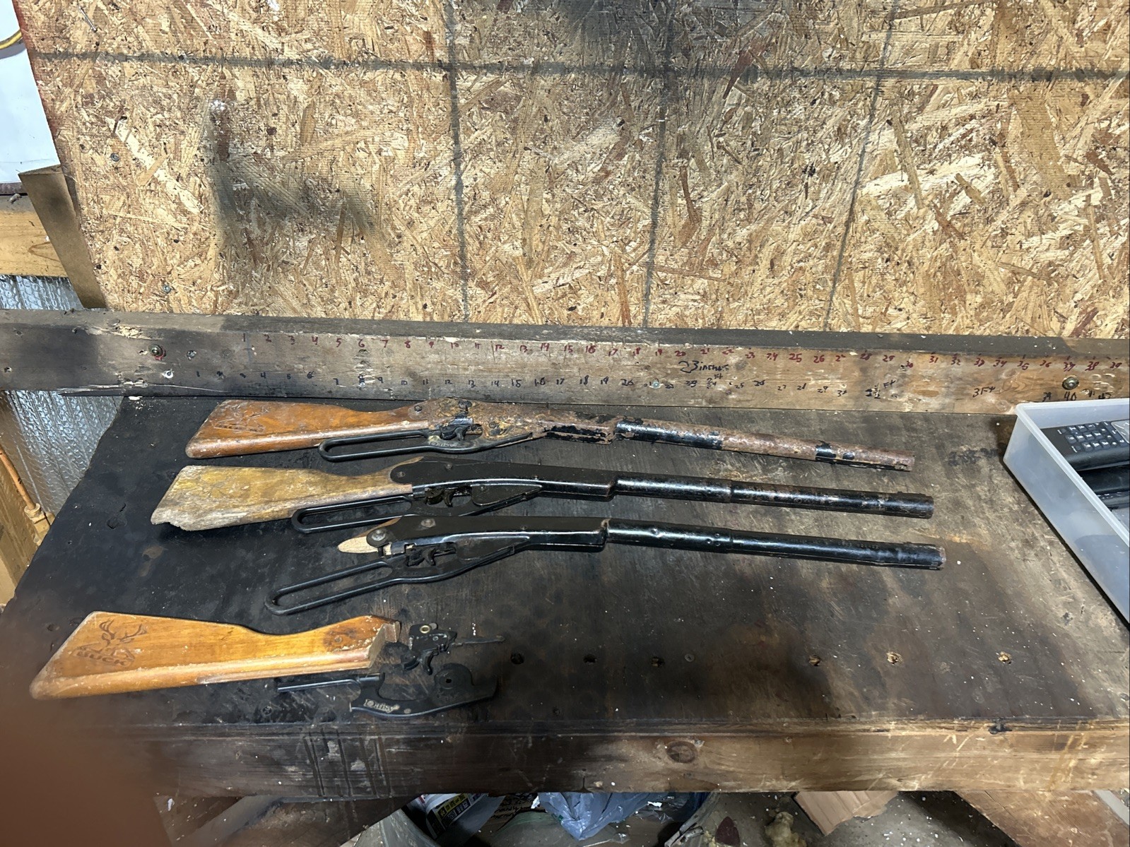 Lot Of 3 Daisy Model 105 B Bb Guns  & Extra Parts , For Repair Or Parts Only