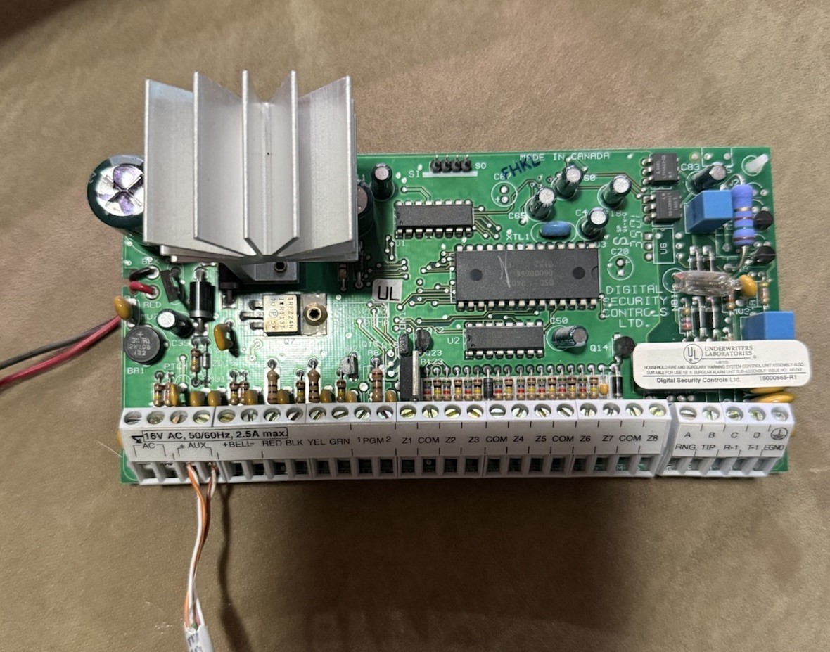👍 Great Condition DSC PC5010 Alarm System PowerSeries Board & PC5516Z Keypad
