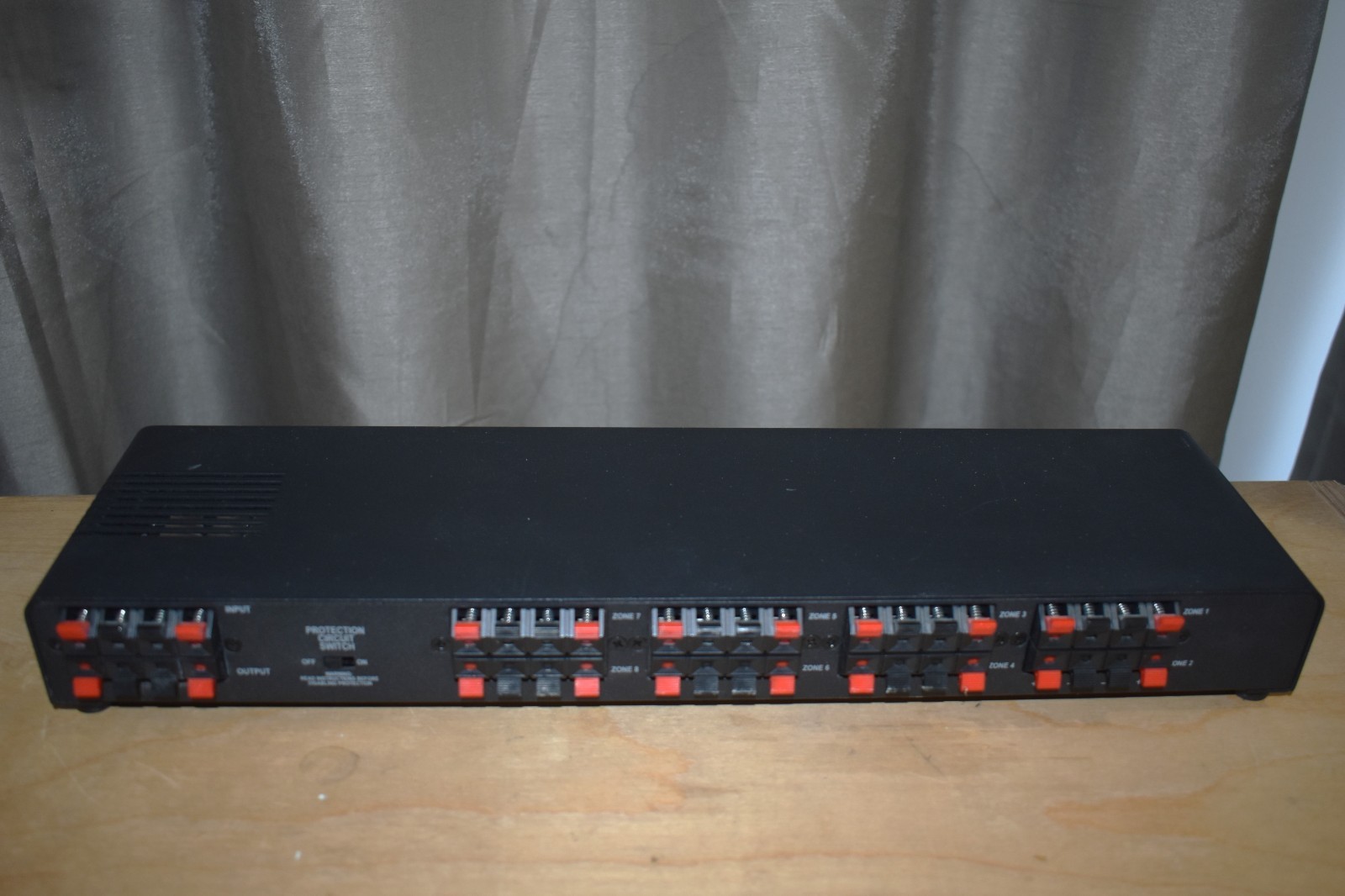 Phoenix Gold ISM8 8-Source Audio Speaker Selector Switch – Tested & Working