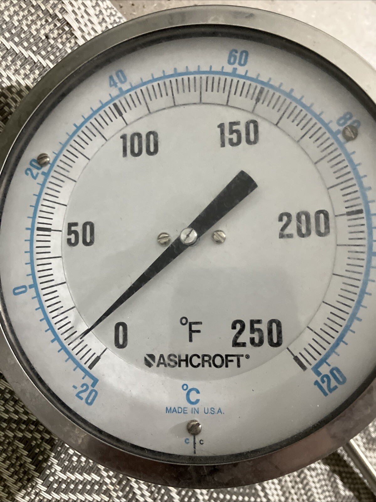 Ashcroft 6" Stem, 0 to 250° F Bi-Metal Thermometer 50EI60R120-20/1