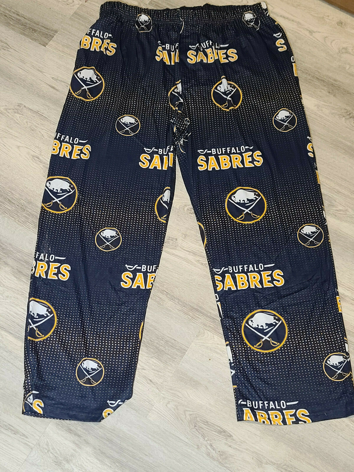 NHL Buffalo Sabres Men’s Scatter Pattern Lounge Pajama Pants size L - XL