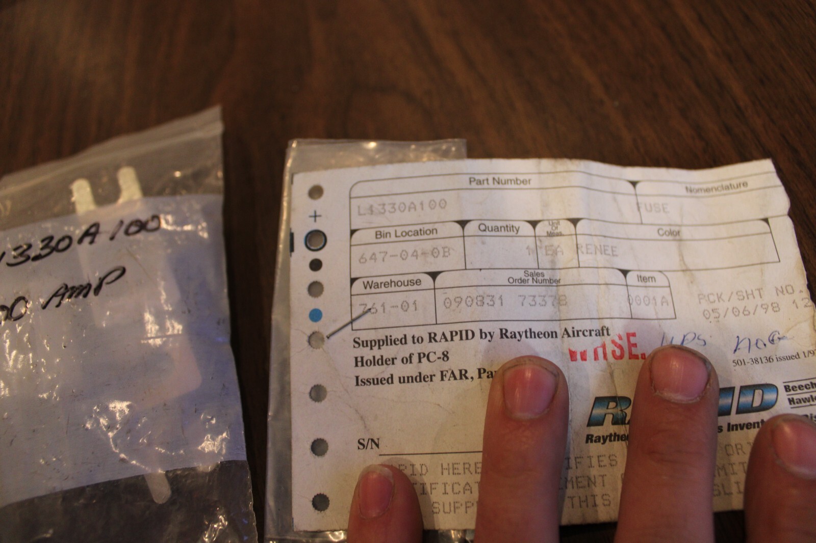 9 Ea. Beechcraft P/N L1330A100A 100 Amp Airfuse