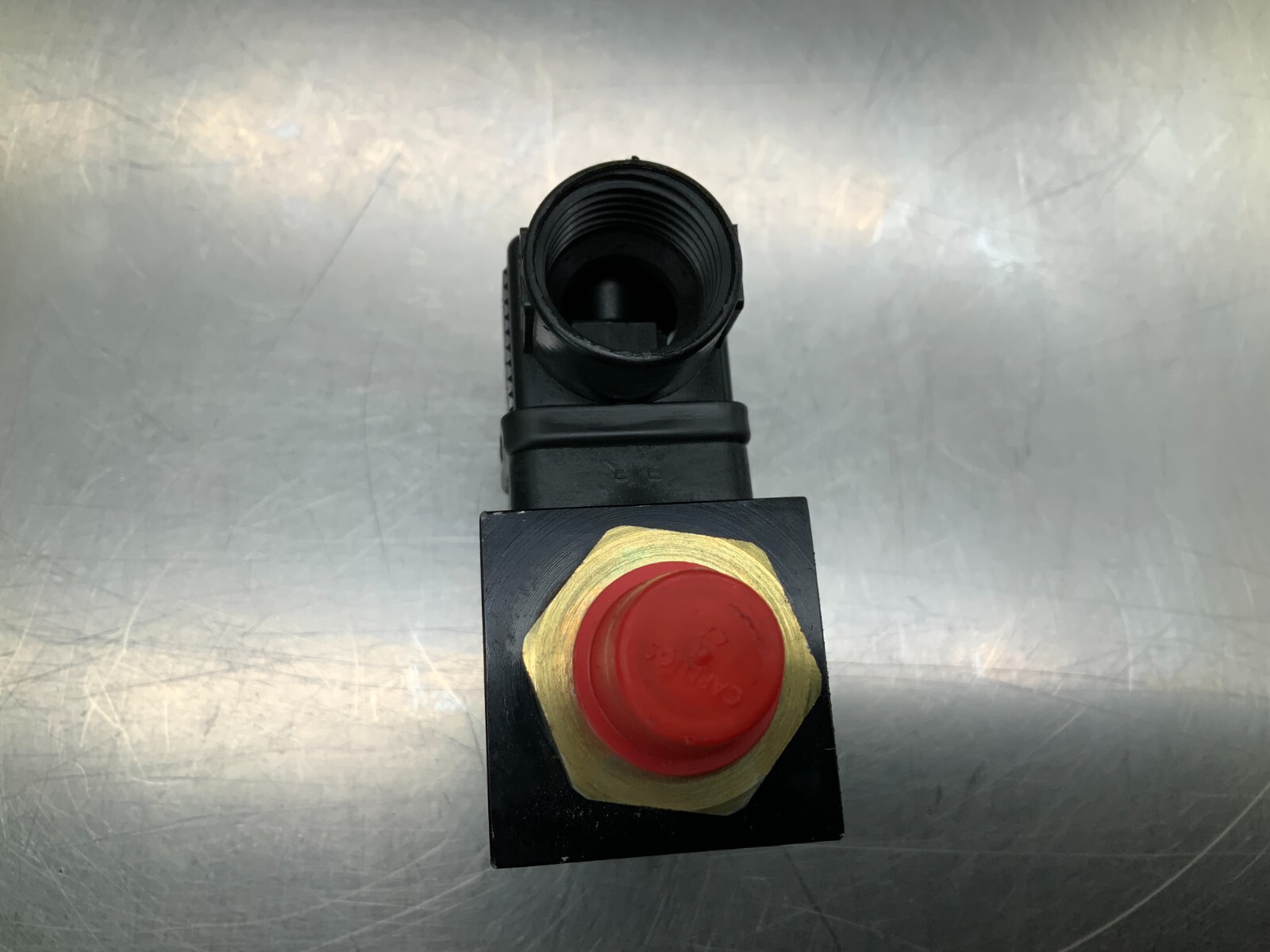 Pressure Devices PDP-4-4M-C-HC Pressure Switch