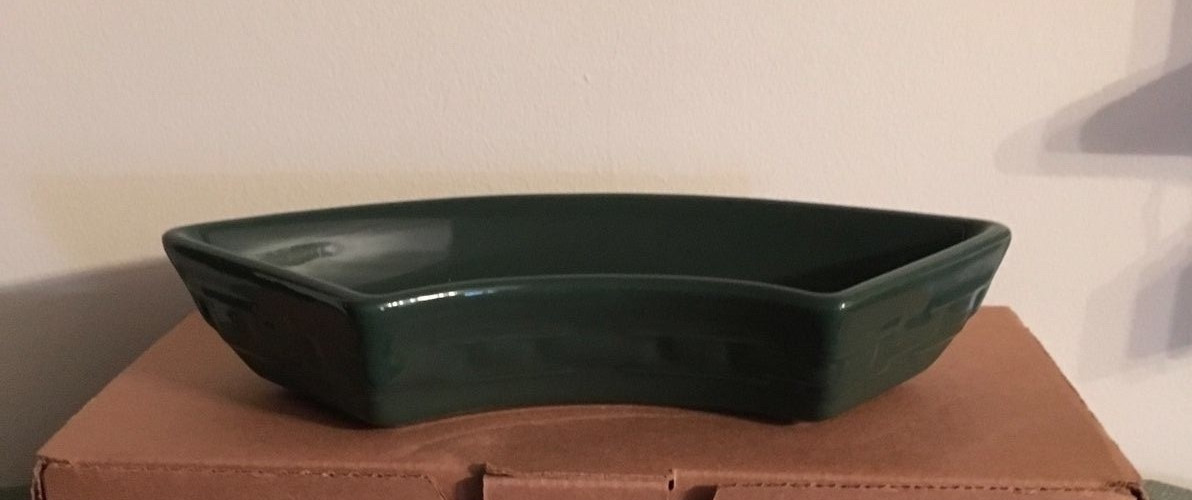 Longaberger Crescent Dish - Ivy