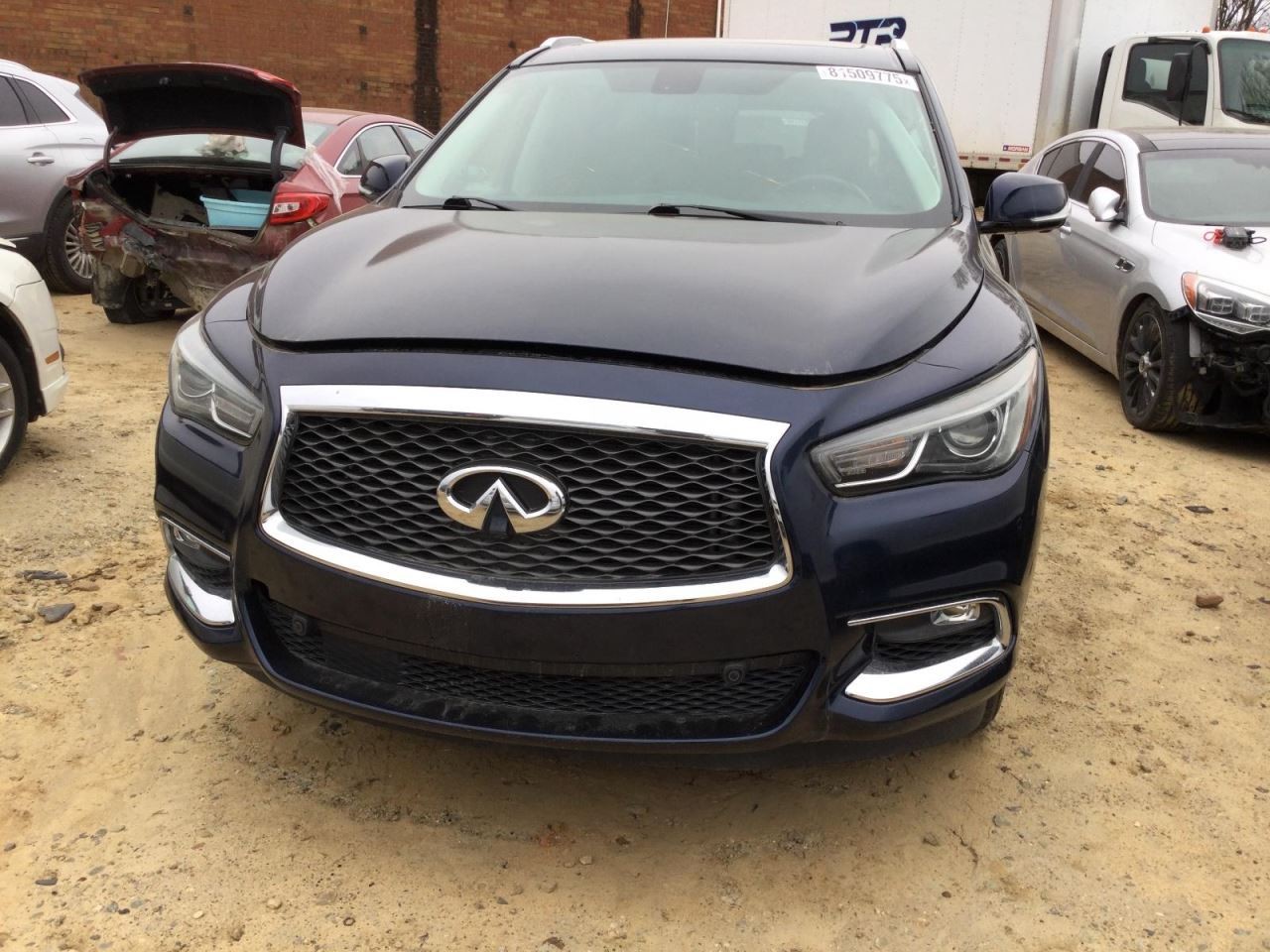 QX60 2017 Glove Box 4937677