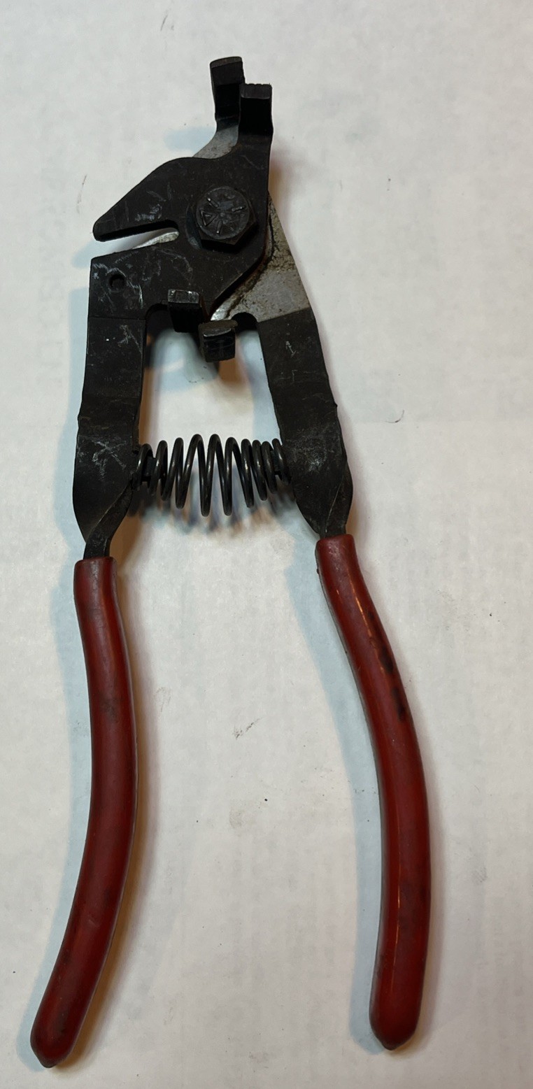Signode Model DLT Stepping Tensioning Pliers, Used