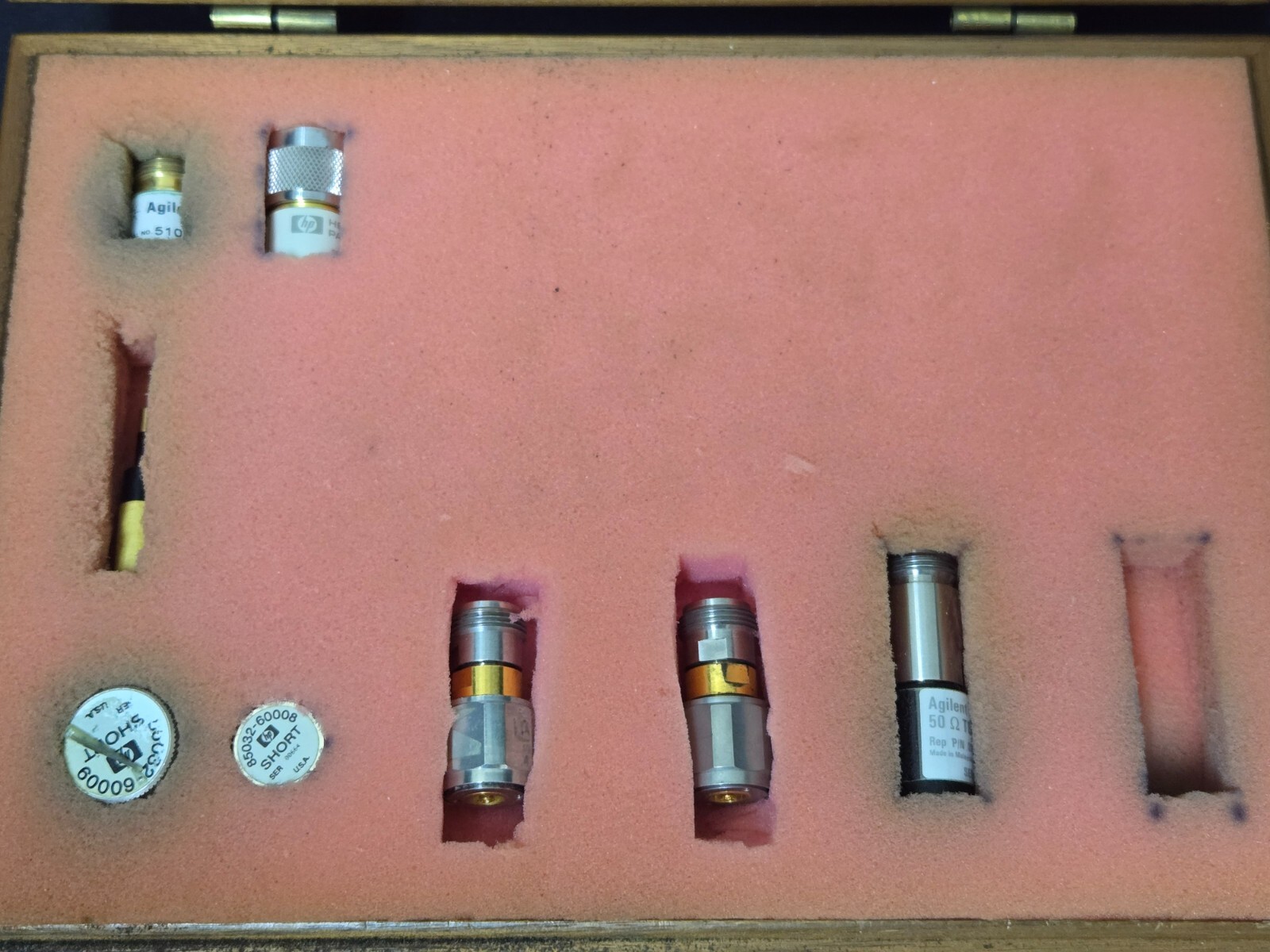 HP/Agilent 85032B : Type N Calibration Kit missing some adapters (6100)