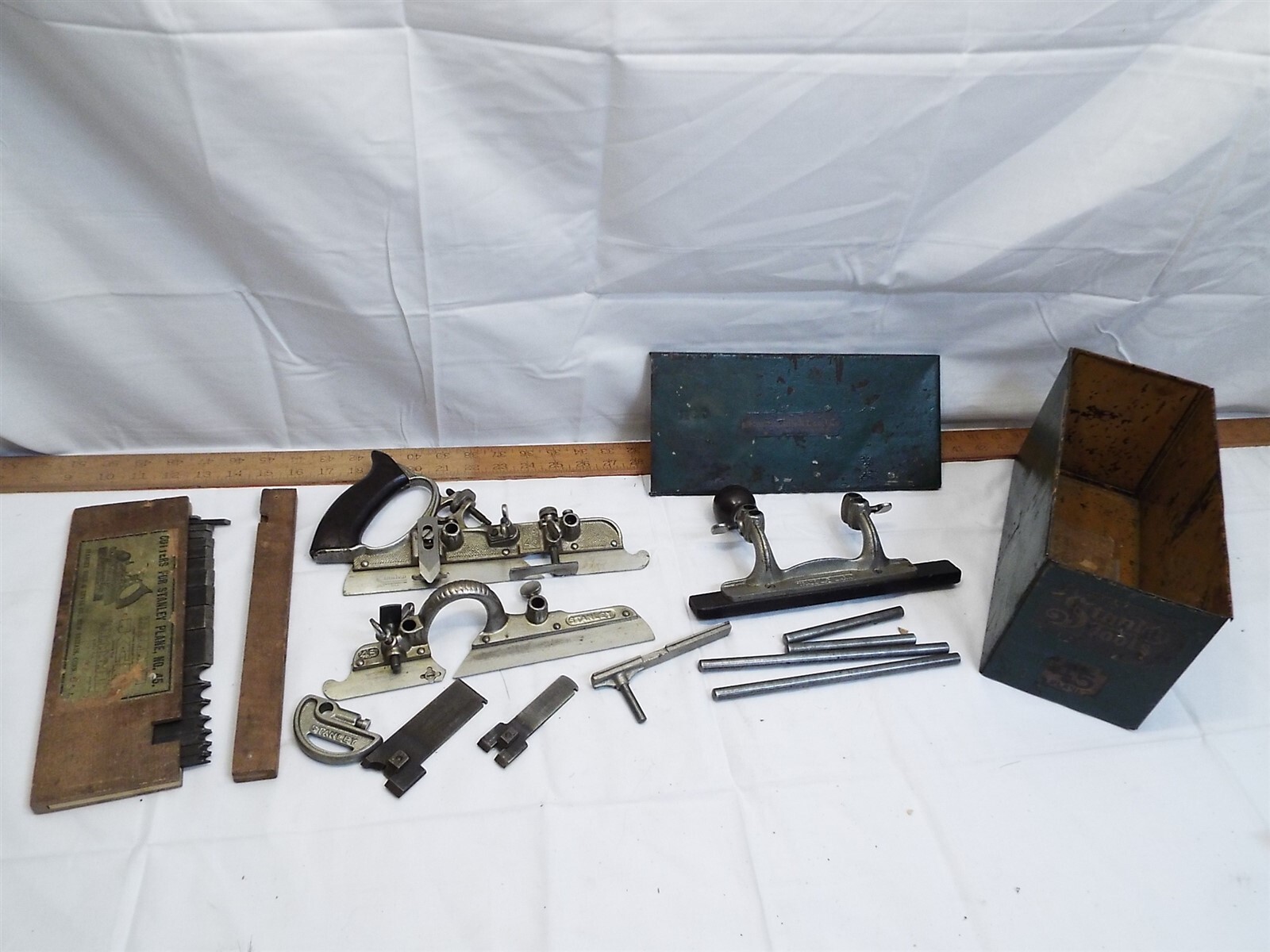 Stanley 45 Combination Plow Plane Wood Tool Sweetheart with Cutters Metal Box