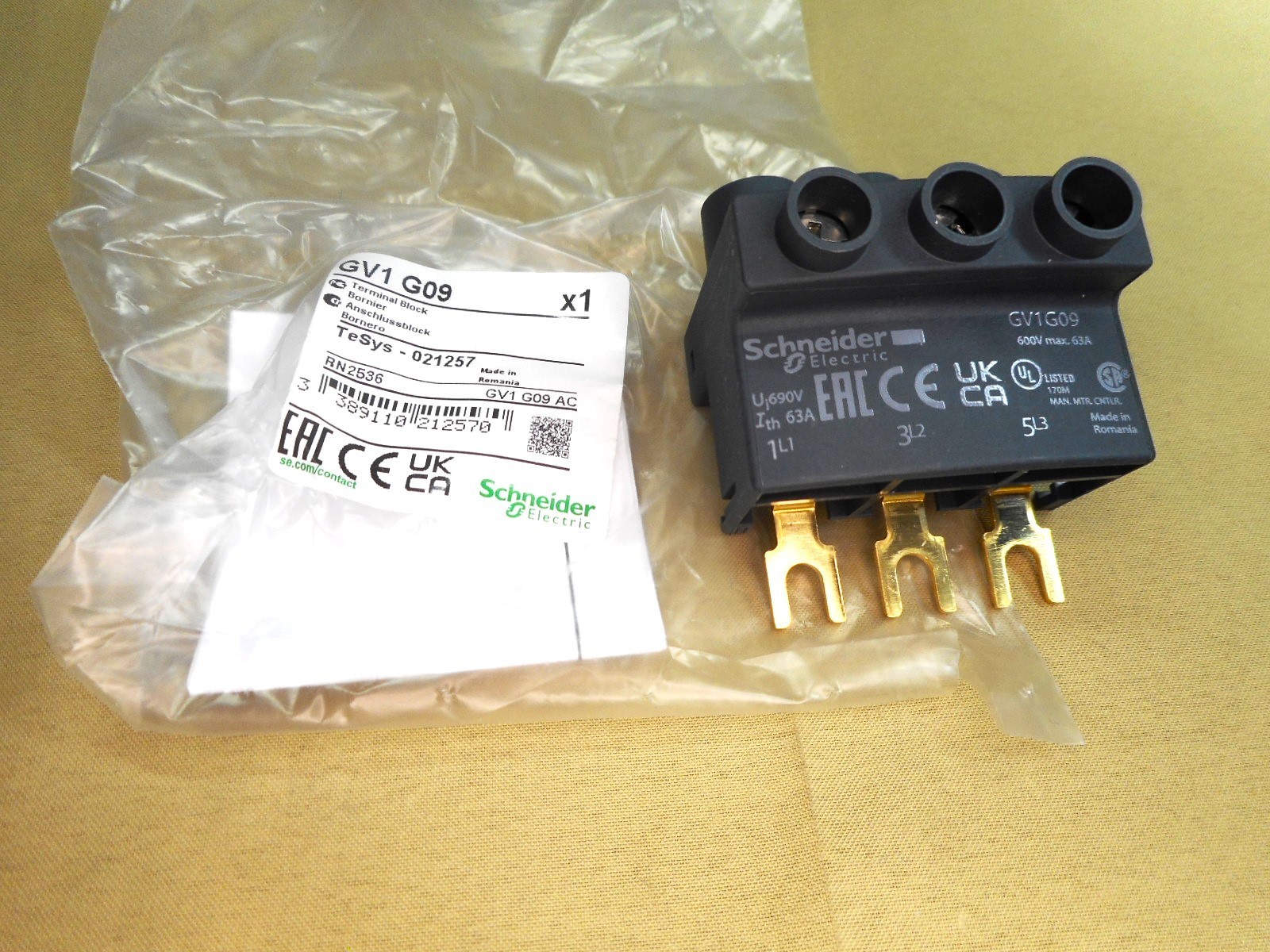 SCHNEIDER ELECTRIC  Telemecanique, SQ D GV1G09 terminal block  (NIB)
