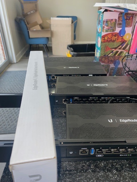 Ubiquiti EdgeRouter 12P and Rack Mount