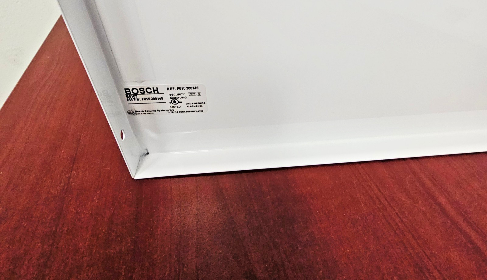 Bosch B8103 Mounting Box for Switch White White NEW (Open Box)