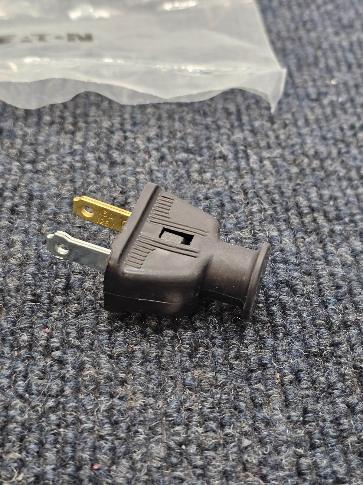 (QTY 2) Eaton 183-6BK Straight Blade Plug, 15A 125V 2P2W, Polarized - Black