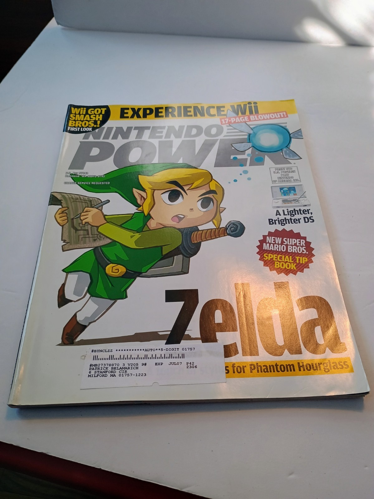 Nintendo Power [Volume 205] Zelda: Phantom Hourglass w/ Poster, Miniguide