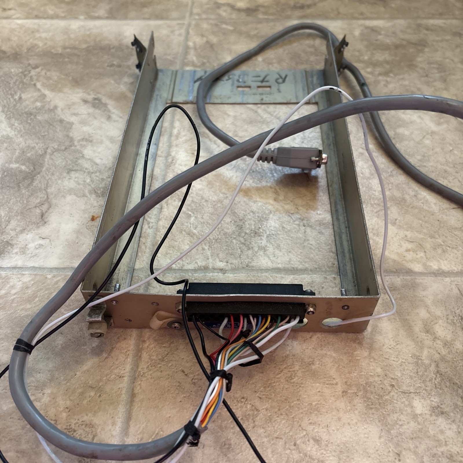 Cessna ARC RT 359A Transponder Tray & Connector