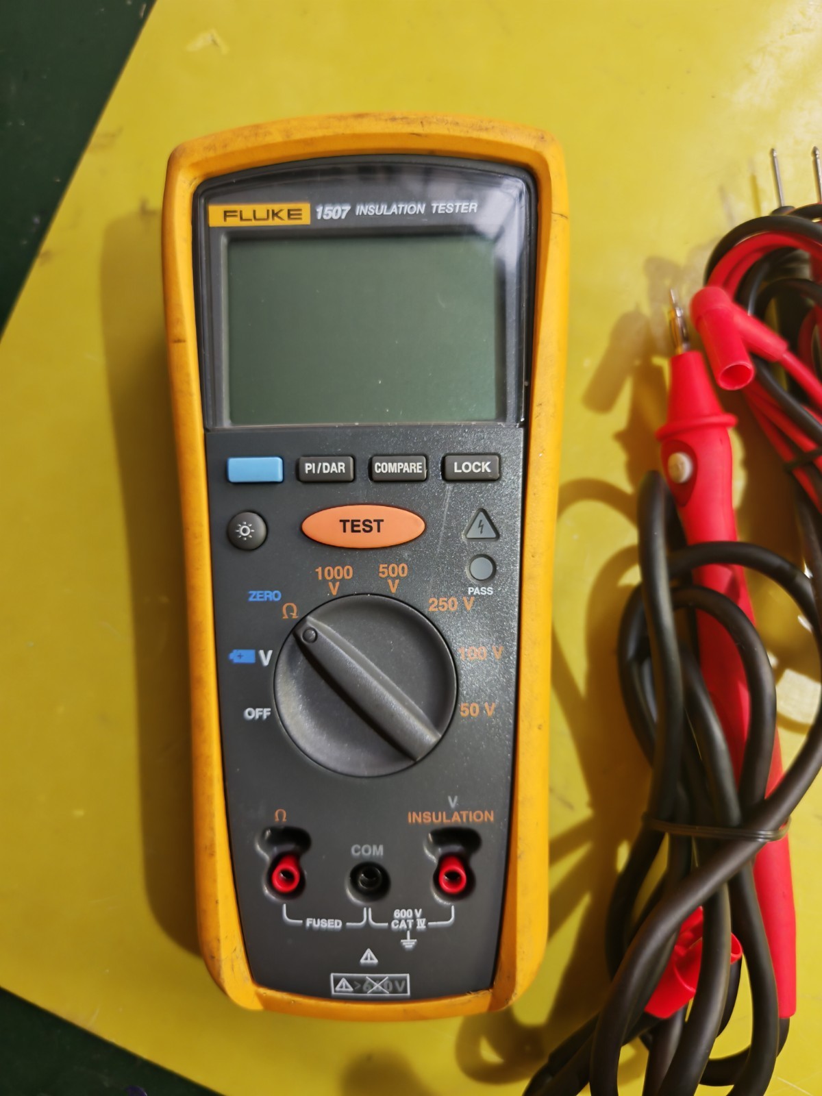 Fluke 1507 original insulation multimeter, fully functional, with original acces