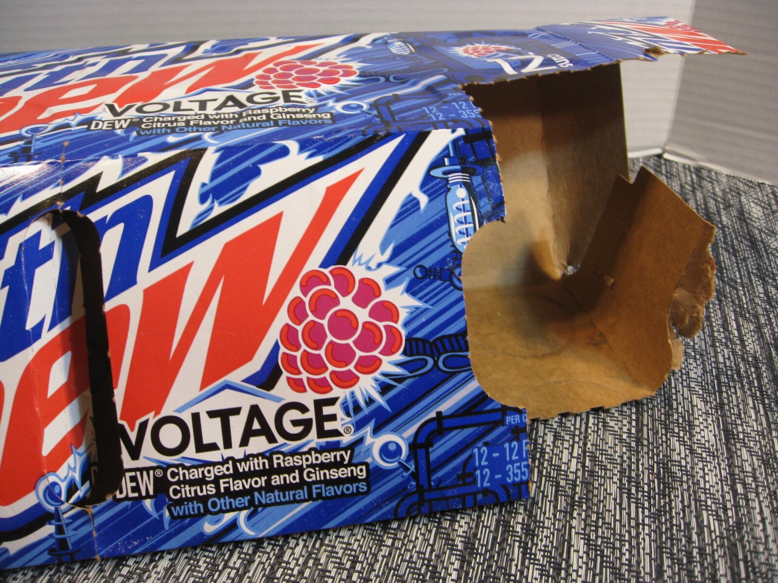 Mountain Dew EMPTY Box Carton (Opening missing) - Voltage - 2023
