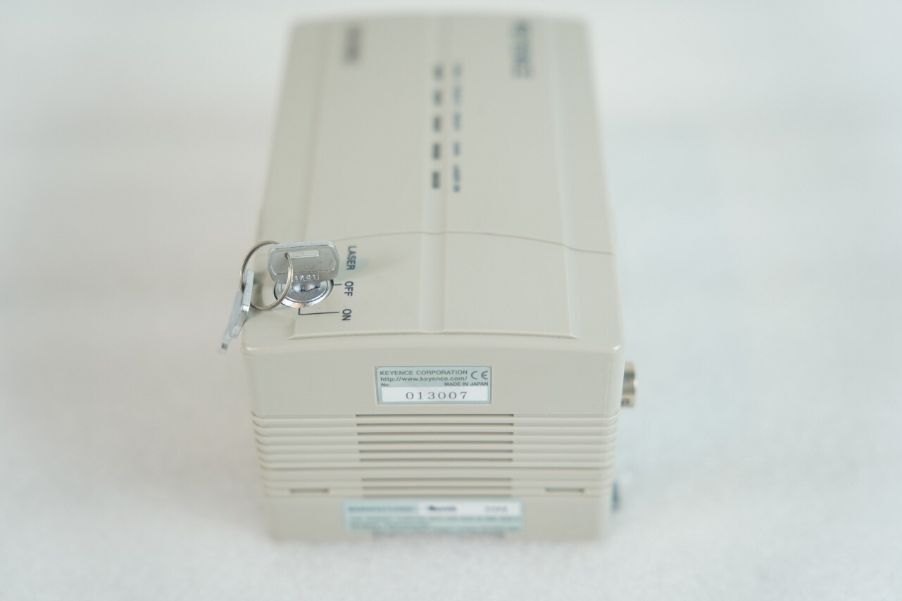 1PC KEYENCE LK-2101 Displacement Controller+LK-081 Laser Sensor+ Cable