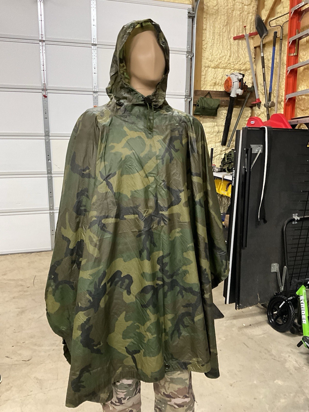 Genuine USGI US Army Wet Weather Poncho M81 Woodland Camo