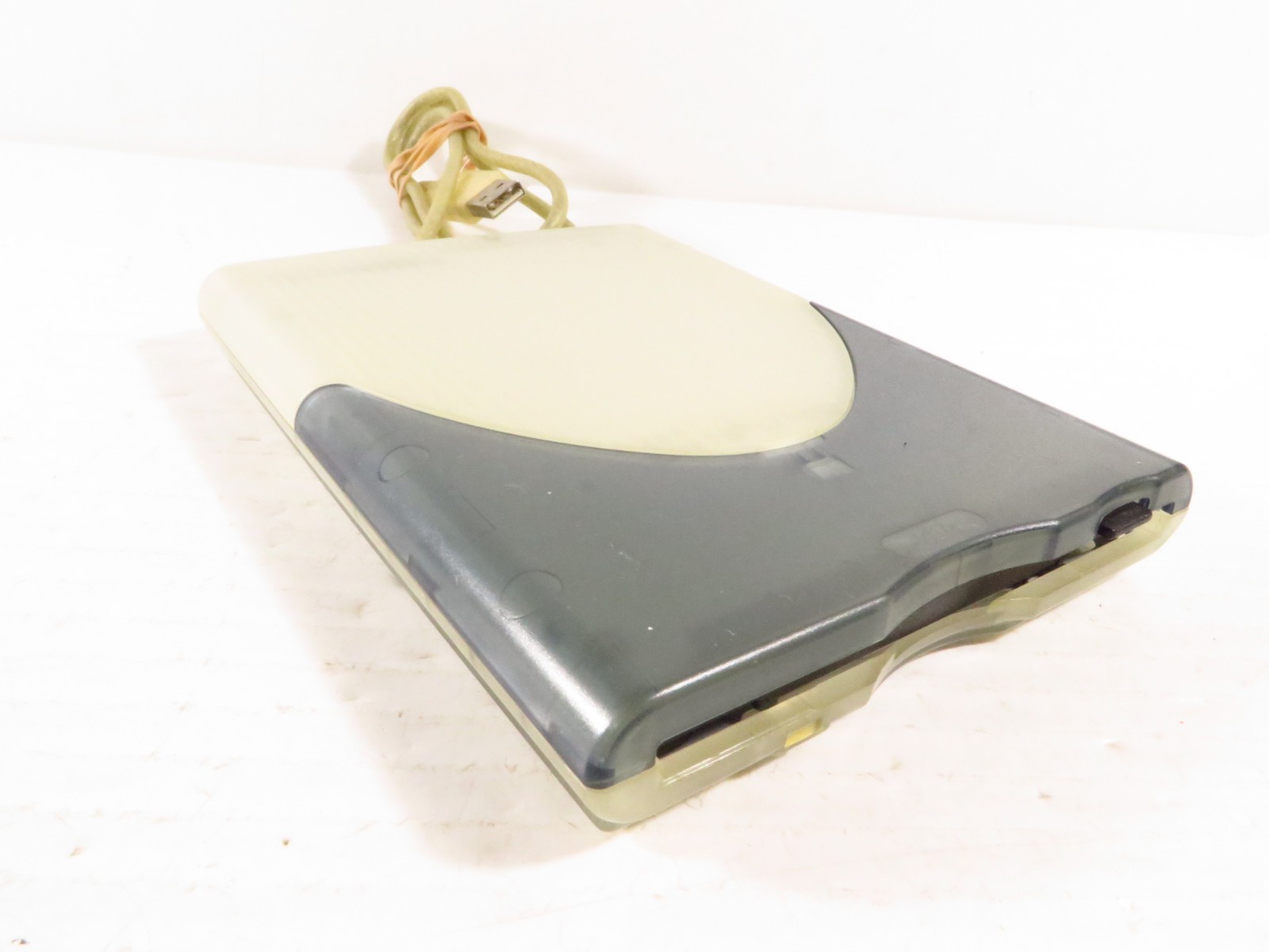 VST Technologies USB Floppy Drive With Color Kit FDUSB-M
