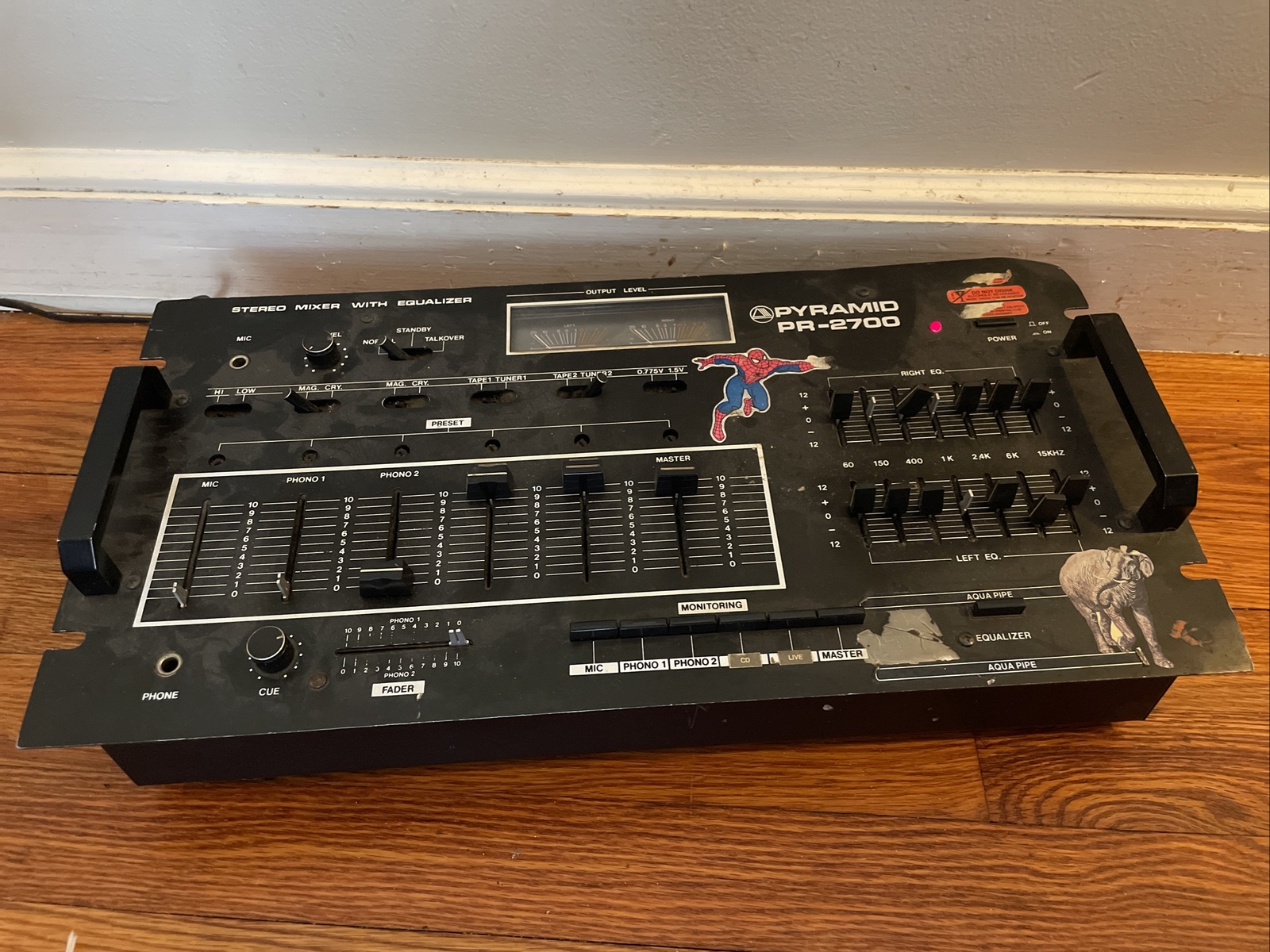 Vintage Pyramid PR-2700 Stereo DJ Mixer 5 Channel Old School Vibes Minor Defect
