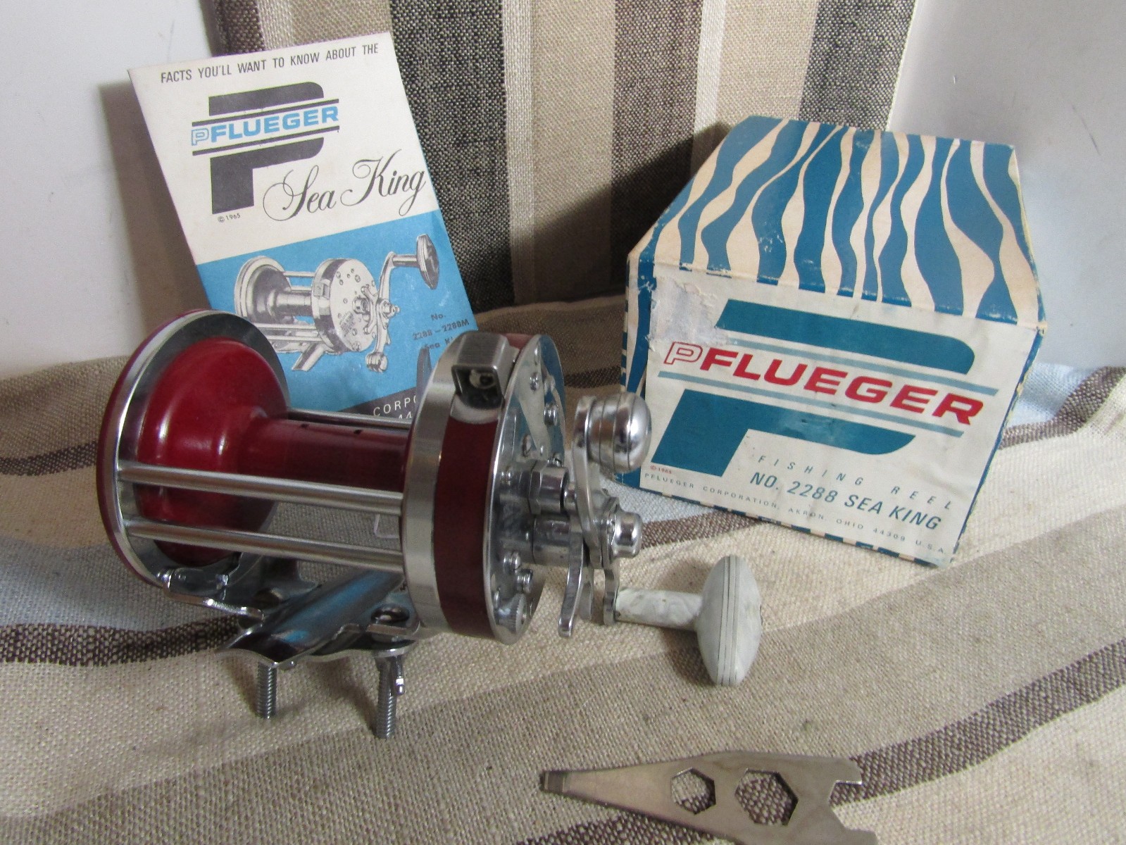 Mint Unused Pflueger Sea King No 2288 Fishing Reel~with Box~ Akron Ohio