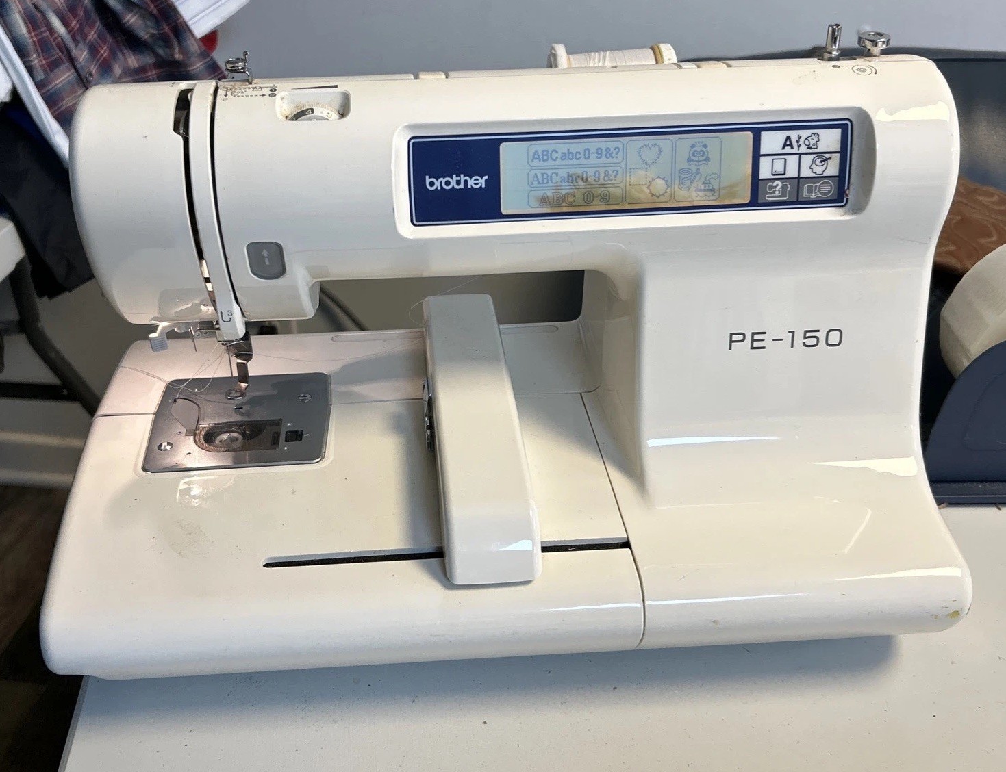 Brother PE-150 Embroidery Sewing Machine Powers On And Works W/ AC Cord