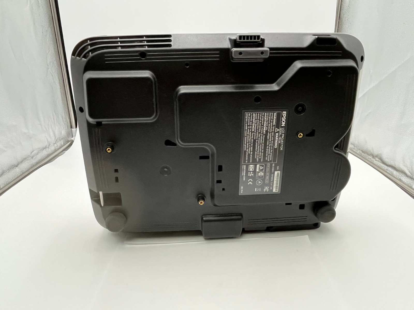 EPSON PowerLite 2140W WXGA 3LCD Projector H819A