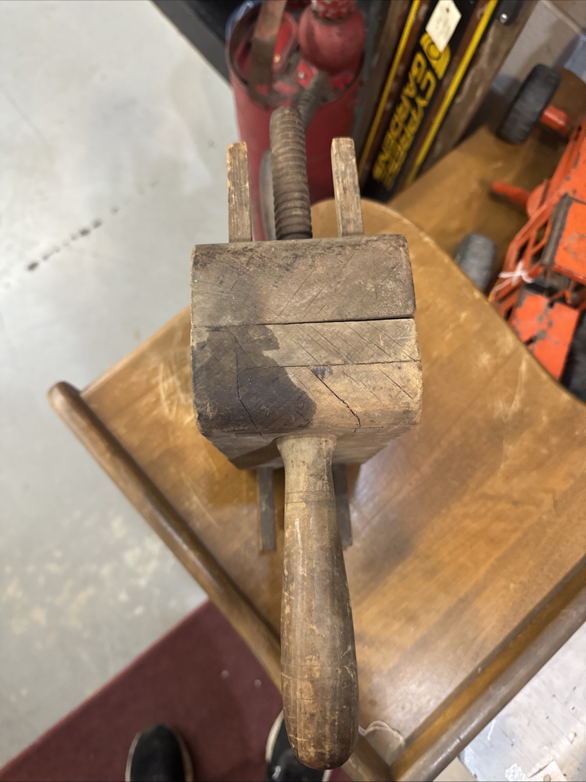 wooden dowel-making plane "witchet" or "widget"